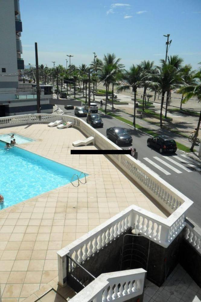 Apartamento Frente Ao Mar Com Varanda E Piscina Прая-Гранди Экстерьер фото
